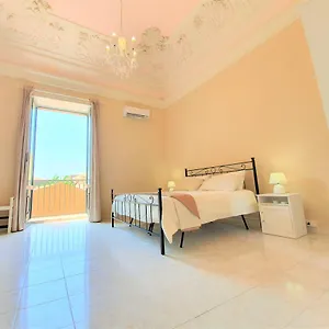 Antica Dimora Barocca Bed & Breakfast
